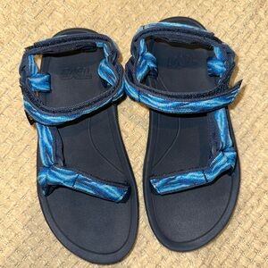 TEVA UNISES KIDS SANDALS SIZE 3 Blue Color NWOT STRIPPY ANCLE